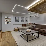Chalet Forest
